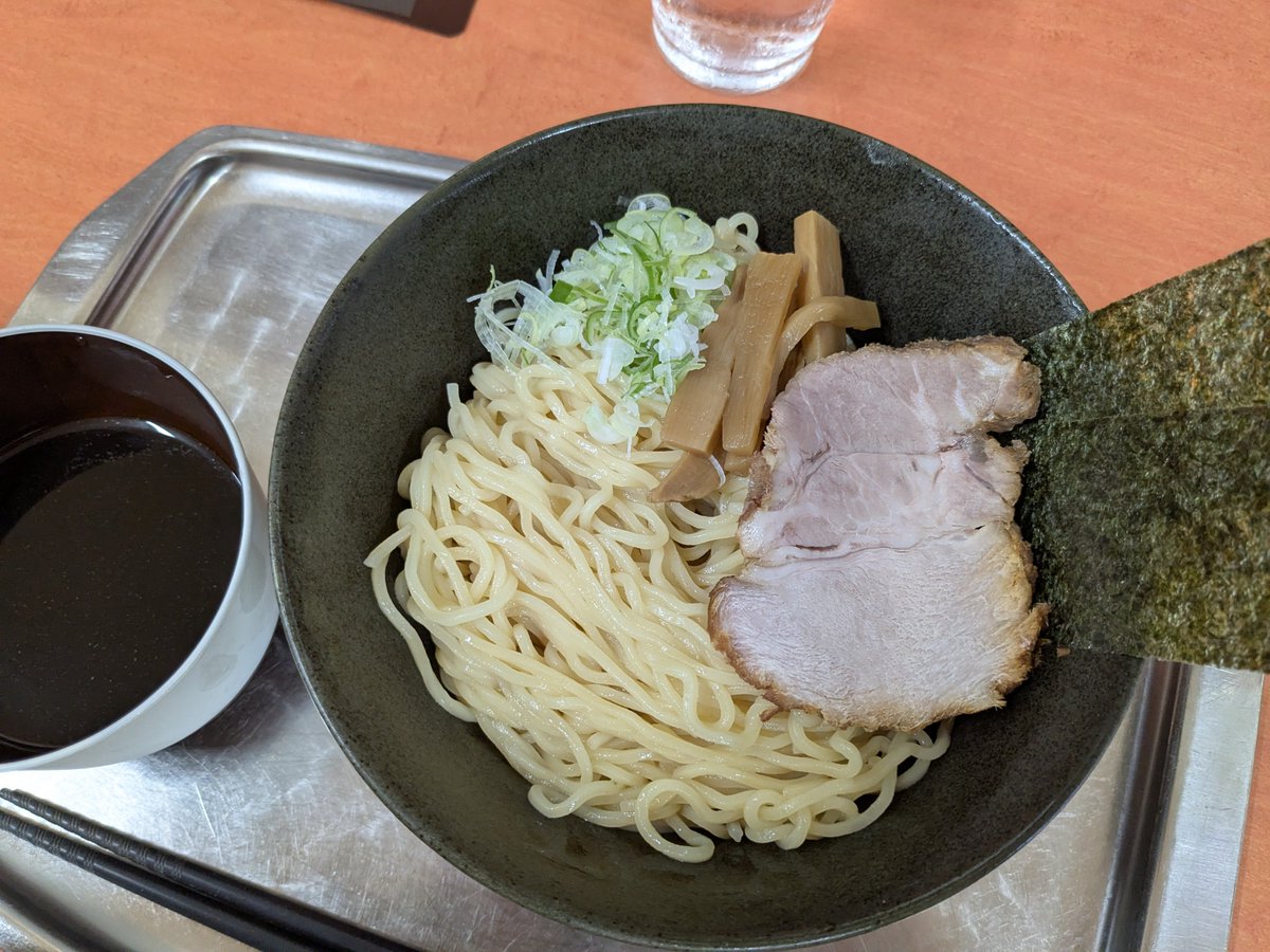 miche_lin73's tweet photo. 以前食べたざるラーメン
#黒薔薇モモ https://t.co/Re1YsxvQyR