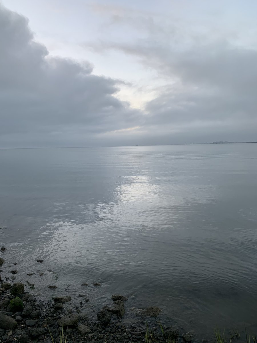 bunk_mike's tweet photo. Be Tender with yourself as if your own heart were a fragile dawn—brightening slowly, needing patience. Let your days be lit from within. Not rushed, not forced. Just kind. 🤔 #tuesdayMotivaton #Tuesdayvibes #scape #photos #Inspire #naturevibes #photo #thoughts #tuesday #peace #GM https://t.co/9ODiM6yL2E