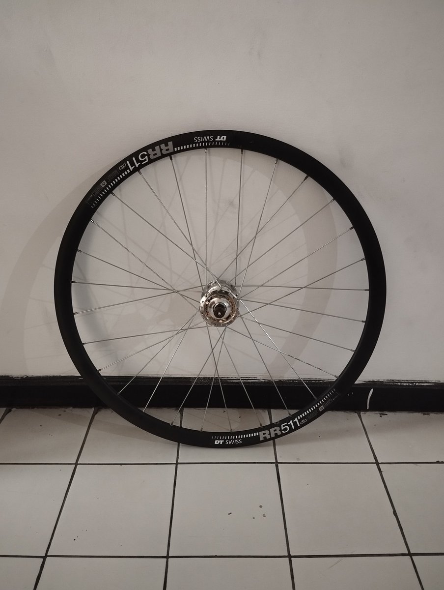 bluecode_id's tweet photo. Gak jadi sold, WTS lagi
Wheelset depan
Rims dt Swiss rr511db
Hub suzue pro max njs
Harga 1jt nego
Lok surabaya
Kalo mau kirim kirim direct aja, amanah
Minat DM
#fnfjb https://t.co/YIyADRPcXW