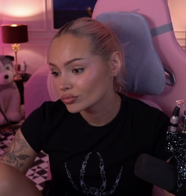 BlissedW74182's tweet photo. Talia mar faceporn https://t.co/xxr3RlSEl8