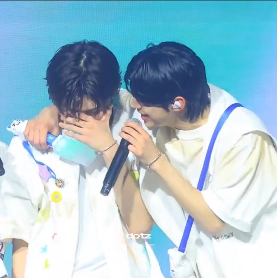 nshnshngd's tweet photo. 울먹울먹 https://t.co/vh3vrP81pP