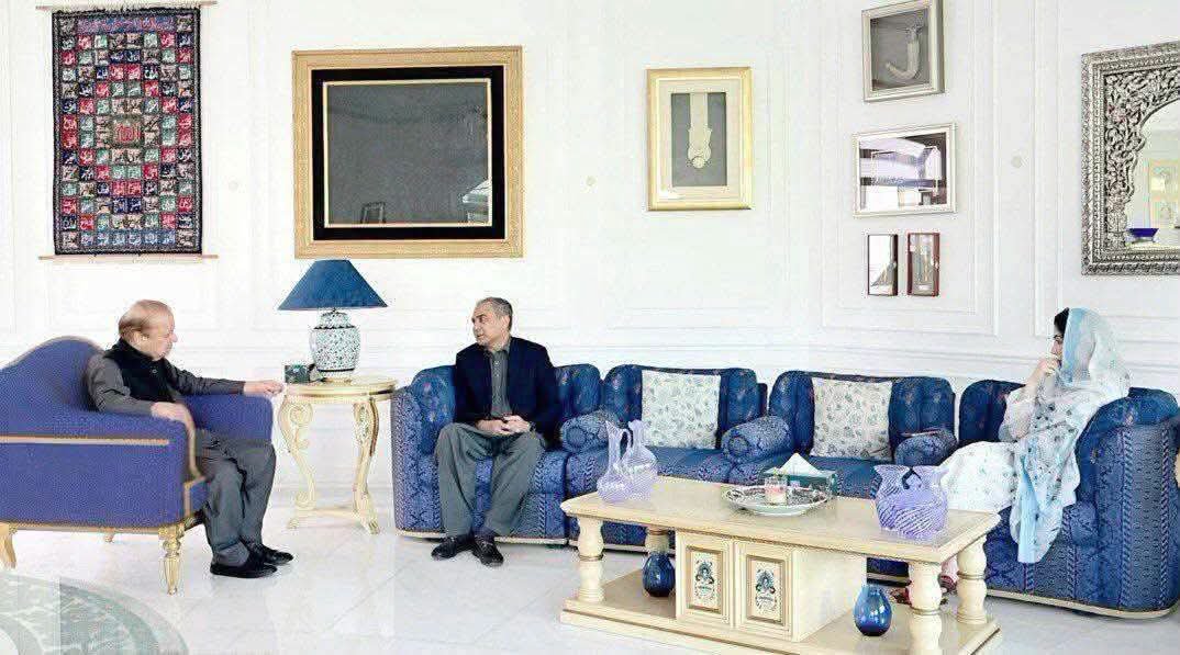 AhadFarhan7's tweet photo. سسٹم نواز شریف کے پاس پہنچ گیا ۔۔ https://t.co/HseQjolQwg