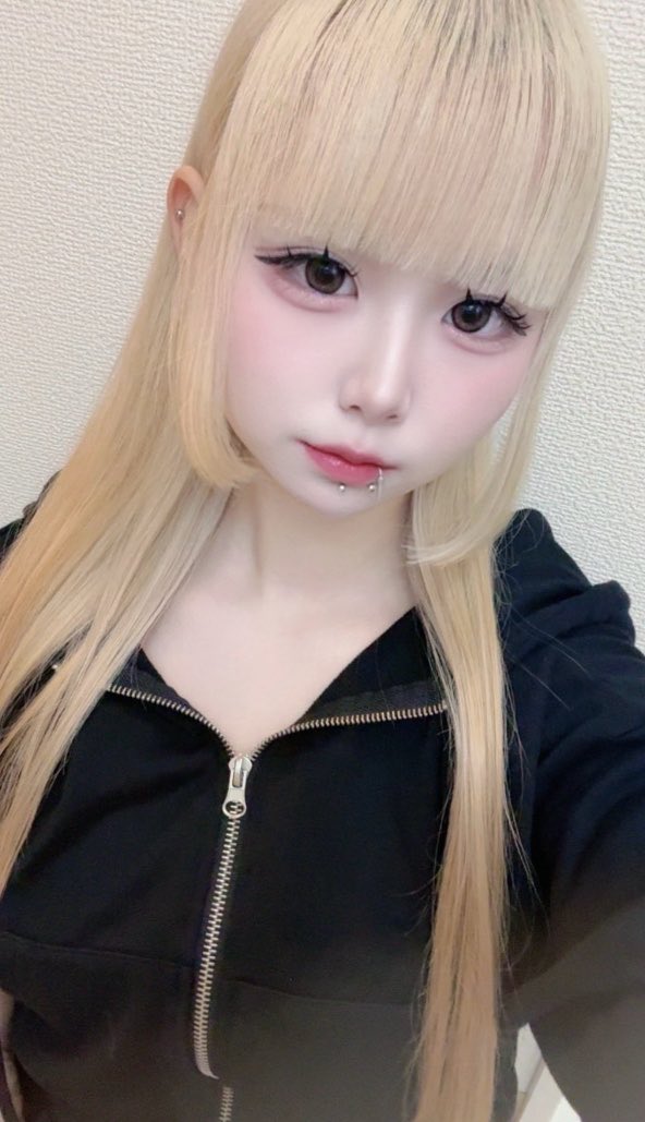 fuu__613's tweet photo. しゅっきんჱ̒ ᴖ⩊ᴖ ） 

#広島 #コンカフェ #自撮り界隈 https://t.co/iovbtcFTkE