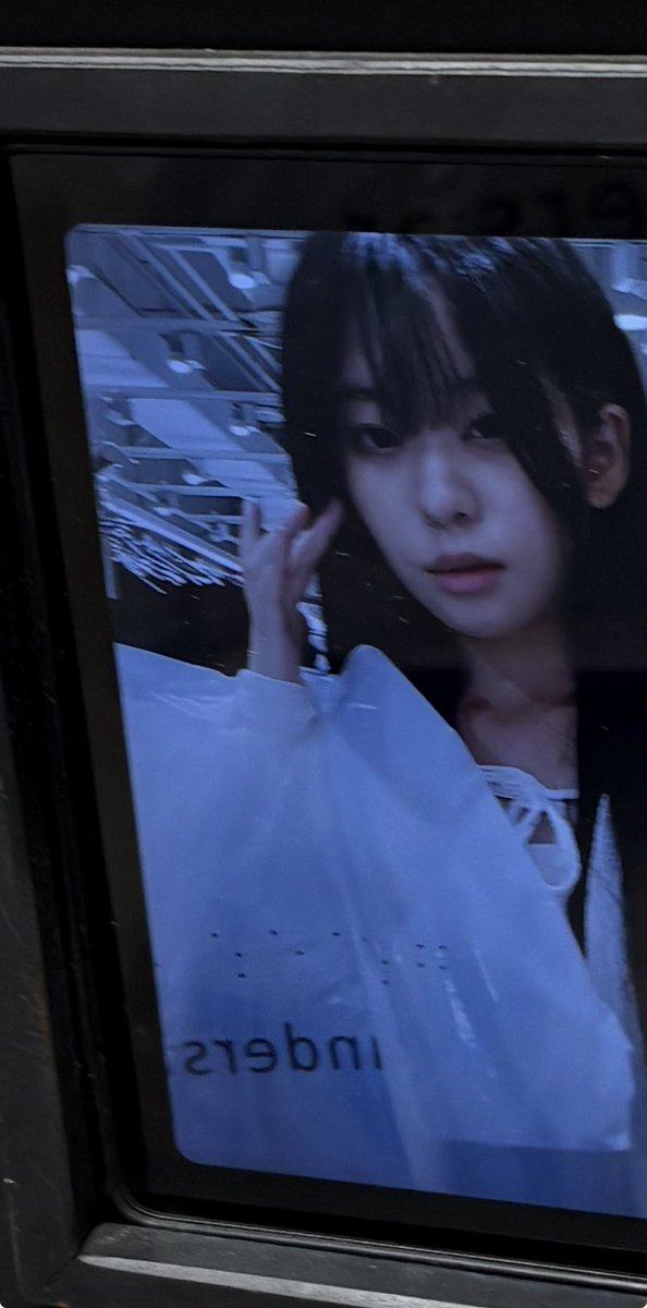 cockroachhk's tweet photo. 이 단발머리랑 긴머리 둘 다 추구미인데 뭐가 어울리려나 지금은 긴머리에요! https://t.co/1NHalyHe6G