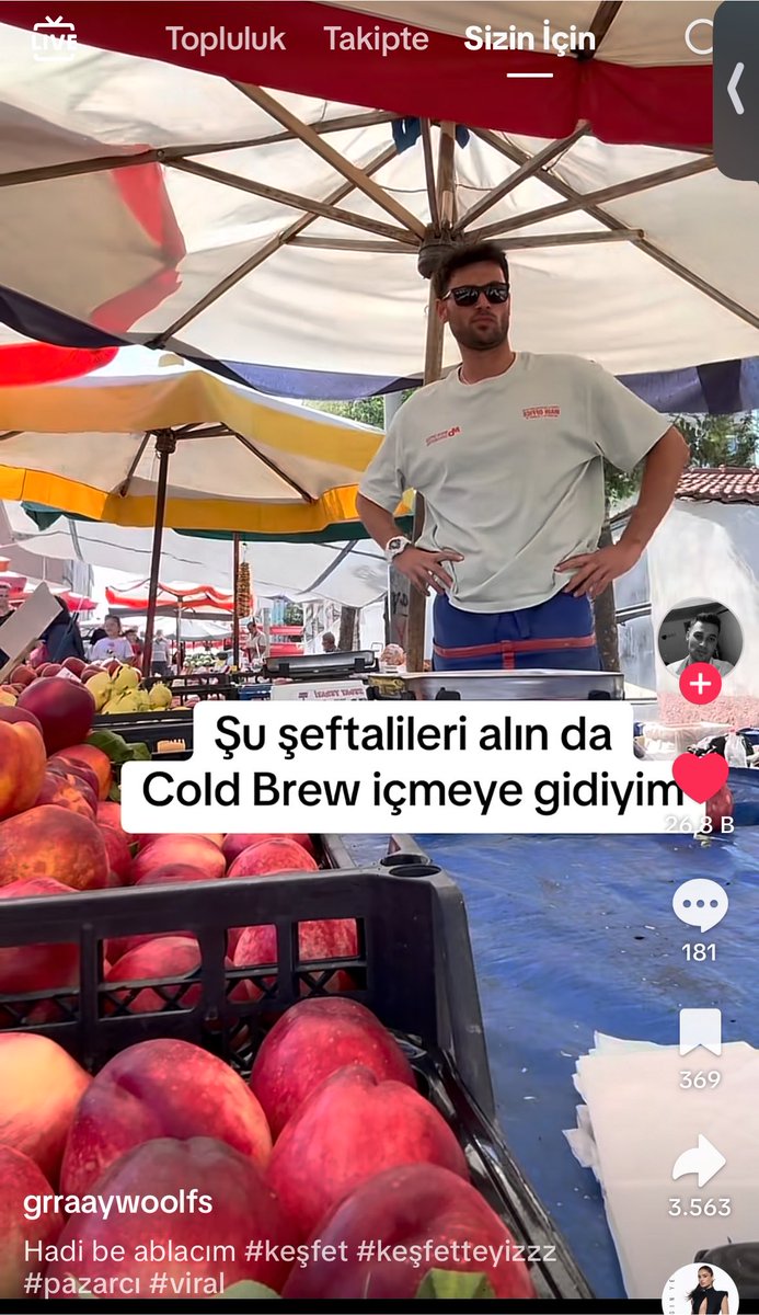 Iuctuosa's tweet photo. Aynen kızlar pazarcı olsa beğenmezdi https://t.co/IhmqfQQ765