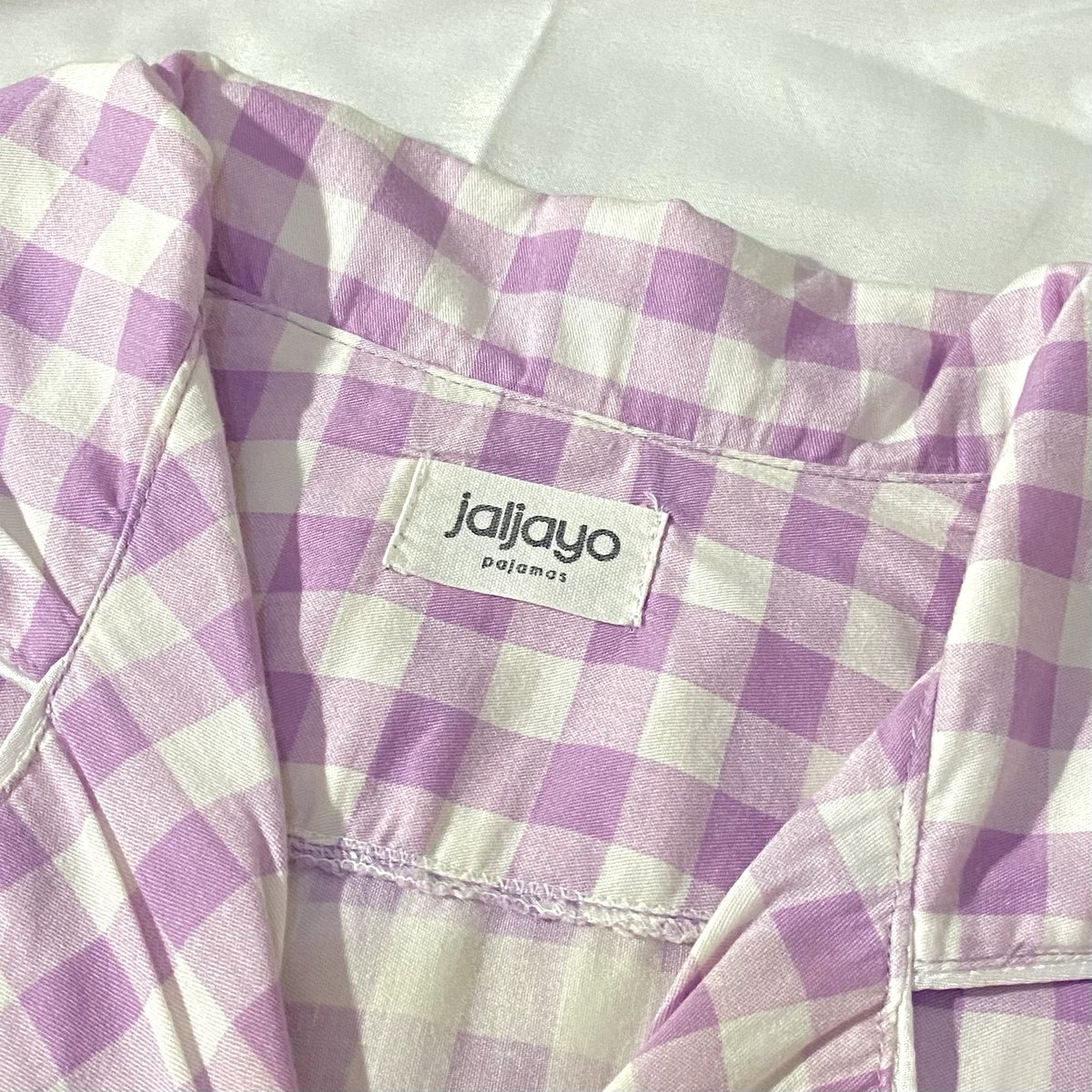 peachyjaeee's tweet photo. wts piyama lengan panjang kotak lilac size L
ld 105cm
pj celana 90cm
l.paha 65cm
bahan katun jepang
ini dari brand jaljayo pajamas cindynuna ya guys. jual 55k ajaa (hb around 150k) https://t.co/WlmvrIqAuz