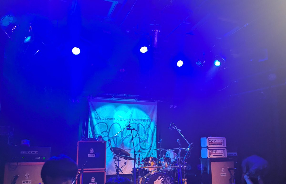 stlpfb13's tweet photo. eazy  summer
仙台MACANA
SHADOWS　ENTH

東北の梅雨明けは、
このライブでスタート。
生きてるって実感できるライブだった。
人間力、一声一音に説得力がある。
MACANAは海外のライブハウスみたいだな🇺🇸🇬🇧
来月も楽しみだな🦴🥷 https://t.co/Hime8wvHJ2