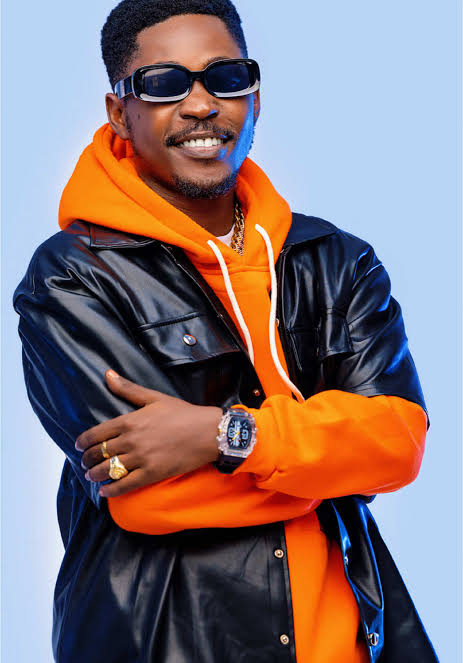 912CroozeFM's tweet photo. #TheAfricanCountDown🎤

10. Stress Killer - @Ksheebah1
9. Muninkini (Choice) - @tpaul256 
8. Wewe - @kingsaha_256
7. Coast to Coast - @TheMithMusic , @naviomusic , @bigtrilkaiza
6. Middle - @IamVinka 
5. Dance - @MissFaves 
4.YBTM - @Joeboy 
3. Wampaki - @kingsaha_256
2. What Do I Know - @itsJoshuaBaraka 
1. Paparazzi - @MissFaves

#CroozeFM