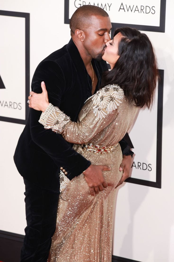 MisssMoooon's tweet photo. The Kim–Kanye breakup is still more entertaining than most Hollywood movies. https://t.co/CLSvMHsewX