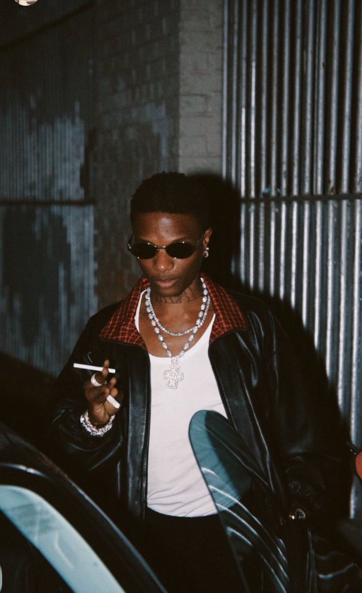 MusiqFro's tweet photo. 🚨 Wizkid's 'Made In Lagos: Deluxe Edition' moves to #6 on NG Apple Music Top Albums chart. 📈🇳🇬

His 'Morayo' also sits at #4. 💽 https://t.co/1gorQflm7z