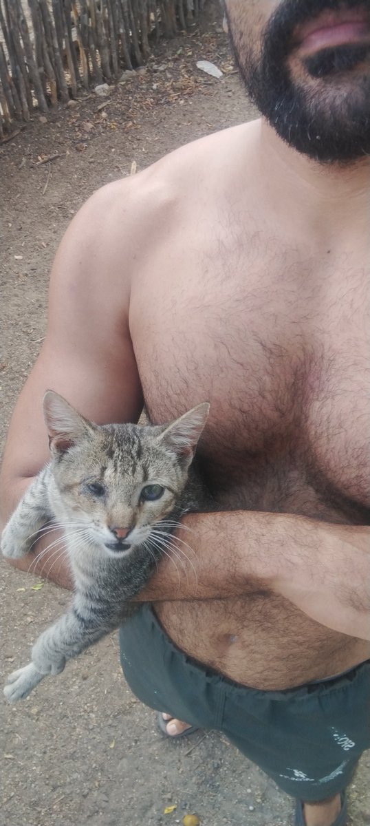 GrizzlyTorso's tweet photo. me and my baby https://t.co/C3R1FMInKG