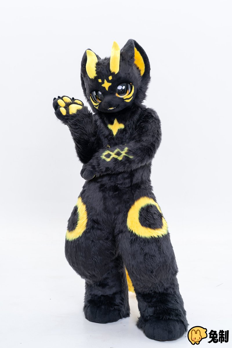 Bunspoke's tweet photo. 【Fursuit showcase】Dark Dragon
Charactor from 黯泽

Fursuit made by @asayuki_bunny 
Photography @_Roborab

#furry #fursuit #fursuiter #fursuitmaker  #furryfandom https://t.co/9DMm9yJauY