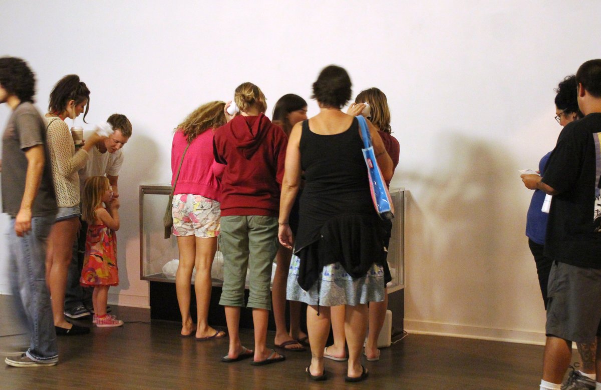 pixelform's tweet photo. Listening to the Ocean on a Shore of Gypsum Sand

Installation View Gallery visitors listening to the ocean.

https://t.co/IWYzmCvLKC

#3d #digitalsculpture #3dprinting #seashell #soundwalk #phillipstearns https://t.co/UtrjH2Q02Q