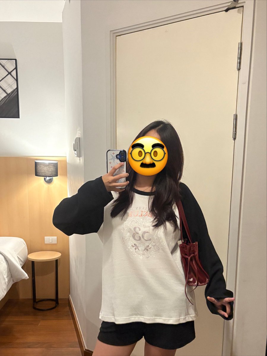 usedbyp3's tweet photo. ส่งต่อ เสื้อ bebclub 🎱
size : M 350บาทรวมส่ง/ แม่ค้าสูง 160
ใส่ครั้งเดียวใหม่มากๆค่ะ
CF No CC ใต้โพสต์หรือ dm
สนใจสอบถามเพิ่มเติมได้ค่า 🤍
#bebclub #ส่งต่อbeming #ส่งต่อstylist
#stylistshop #ส่งต่อcintage #promthong #merge #vghbkk #ส่งต่อเสื้อผ้ามือสอง https://t.co/uwBRlSgpqc