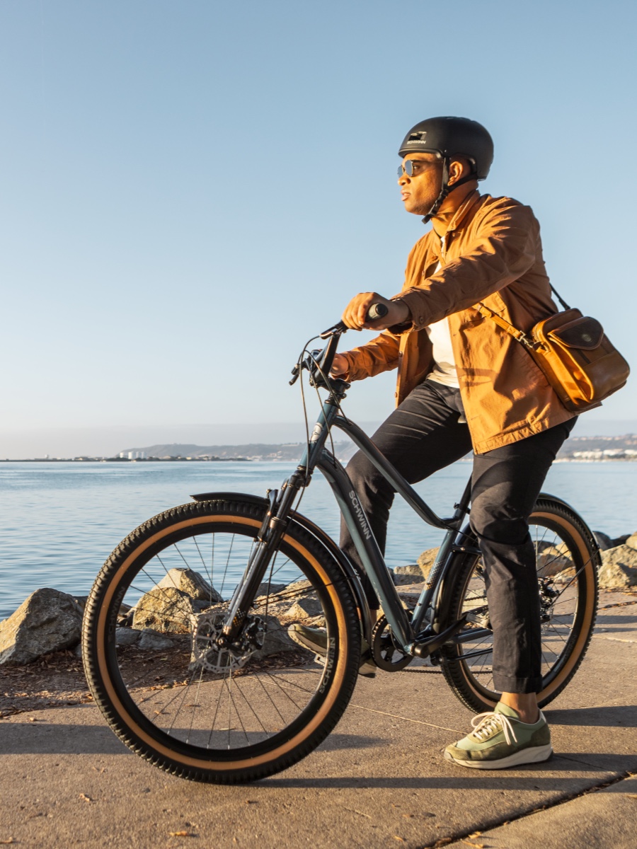 RideSchwinn's tweet photo. Make time for adventures outside of work🚲☀️🌊

Whether you're commuting, cruising, or discovering a new scenic bike trail, the best rides are the ones that help you slow down and enjoy the journey. Where will your next two-wheeled adventure take you? https://t.co/MrkSJieSOA