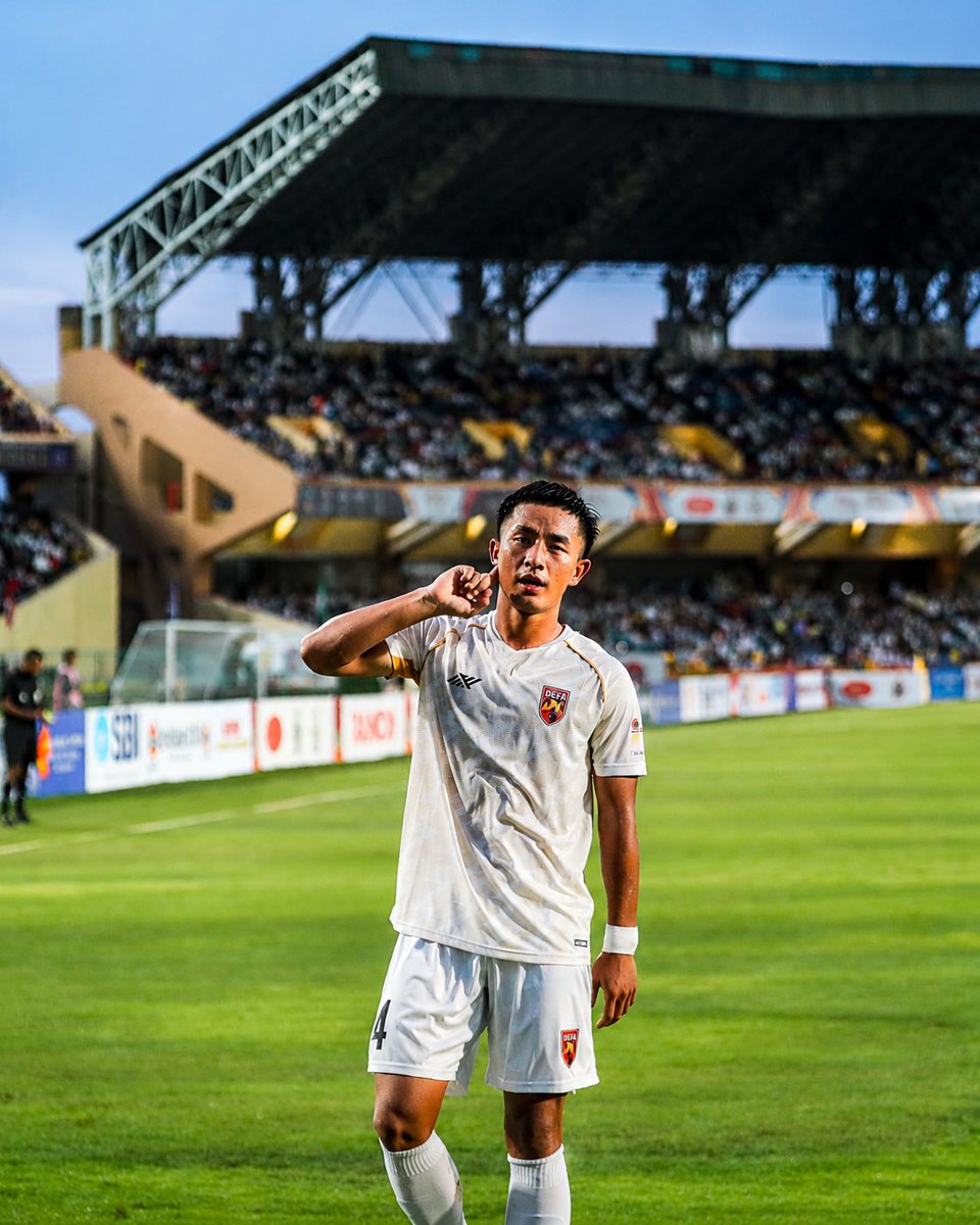 NextGenBlueHQ's tweet photo. Hnamte Scored A Brace On His debut for Sc Delhi against jamshedpur fc 

What A Player💎

Imo should captain this delhi side 
#indianfootball https://t.co/7ljlEKpk6u