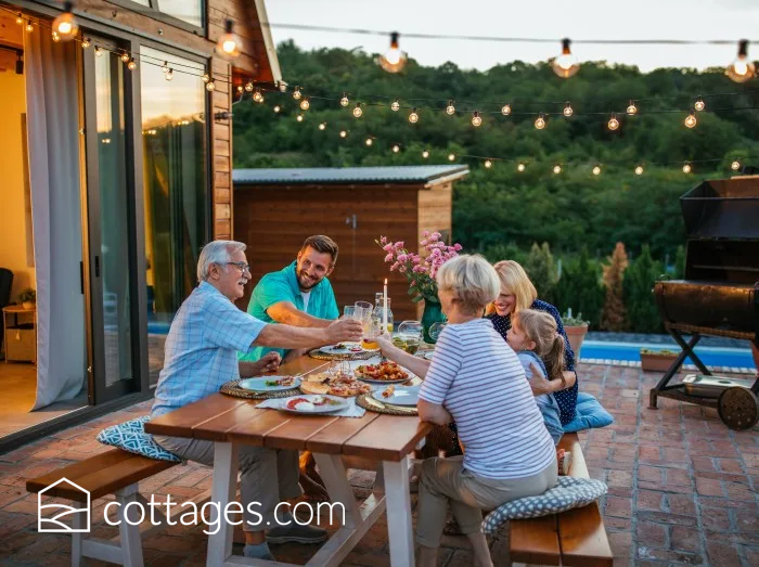rescuediscounts's tweet photo. ๐ถ Don't leave your best friend behind! Get 10% OFF pet-friendly cottages. ๐พ๐ก ๐ Book now: https://t.co/SgotZIxLJk #CottagesCom #PetFriendly #DogFriendly #Staycation #UKHoliday #HolidayWithPets #TravelTogether #WeekendAway #DogLovers https://t.co/XXzzIqVyjq