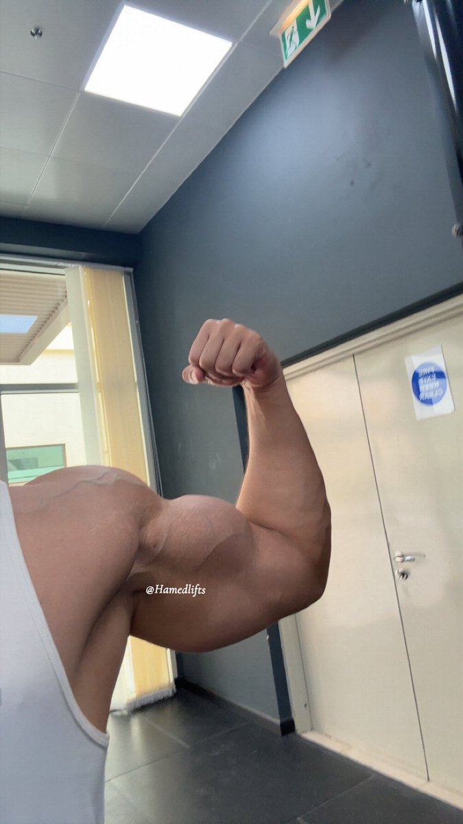 Hamedlifts's tweet photo. https://t.co/4RjQ9rfV8P