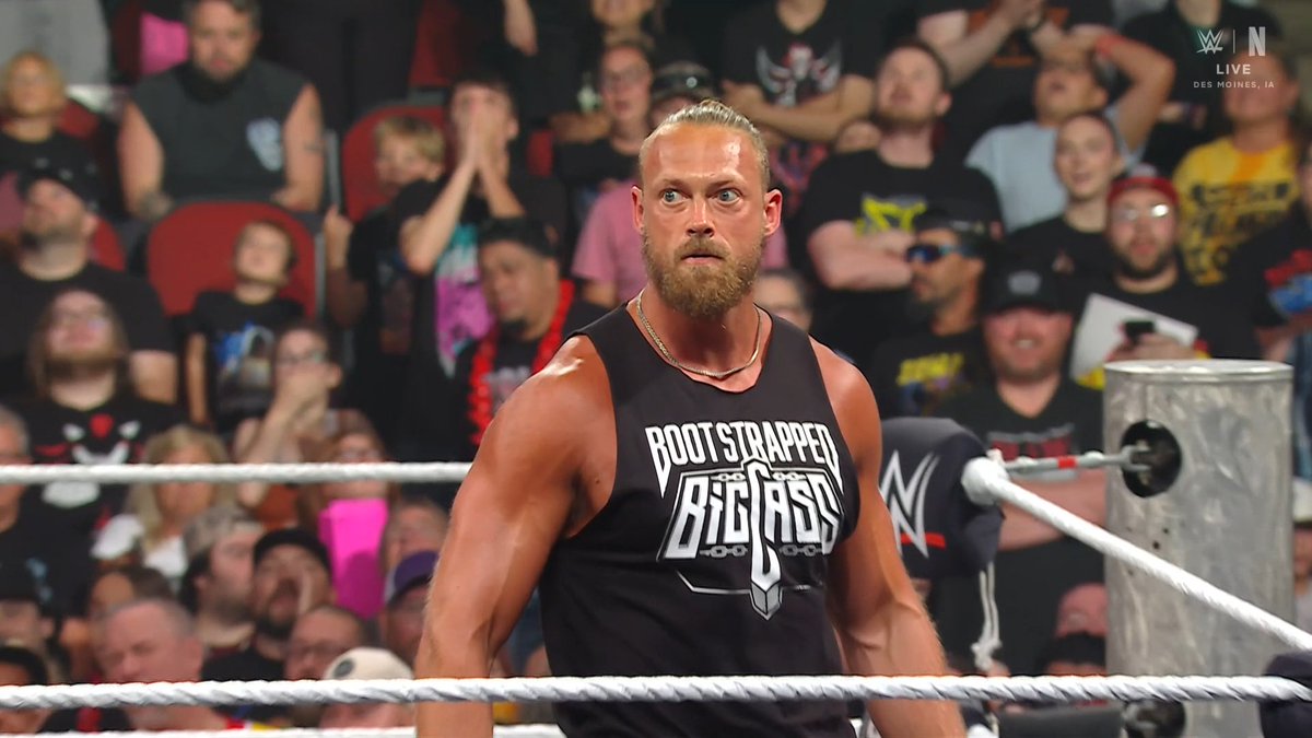 Falbak_'s tweet photo. Tanto talento que hay en WWE y deciden traer a Big Cass en pleno 2026...

#WWERAW https://t.co/hsLI5Sa9RI