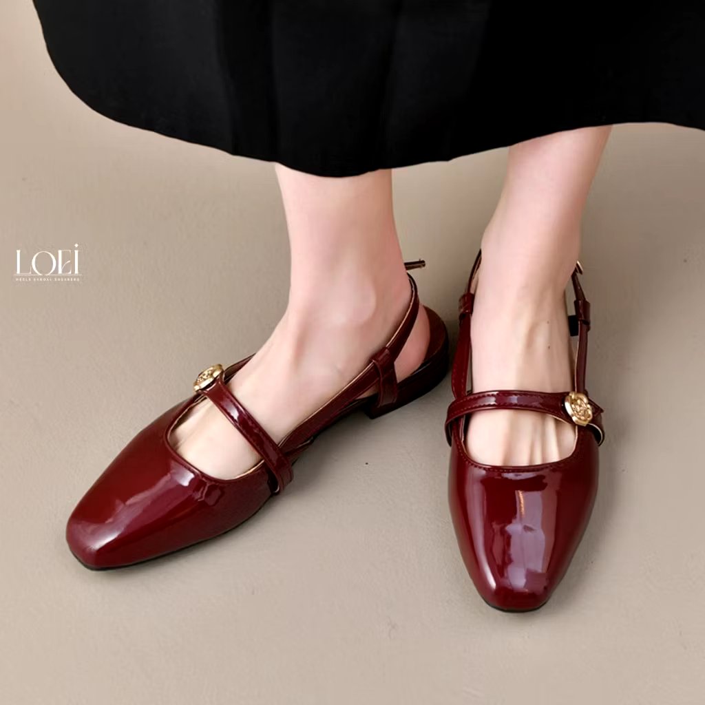 clasarv's tweet photo. ✨️🩰 FLAT SHOES LOEI 🩰✨️

Flat shoes dari Loei ini cantik-cantik banget modelnya‼️
Yang dari lace apalagiii, cocok banget buat hang out maupun ke kantor.
Main atau kerja, Loei semua punya 🫶🏻 https://t.co/ipmNJLAMHM