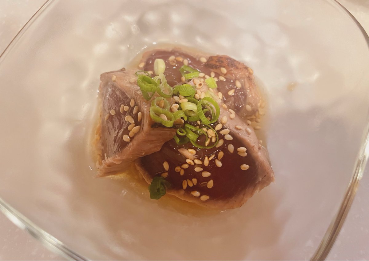 LJFpydn9am64883's tweet photo. これおいしかった〜✨🍶🐟
鰹は漬けで食べる方が好きかもしれない
お酒のアテにぴったり🥰 https://t.co/DgrVeAeylg