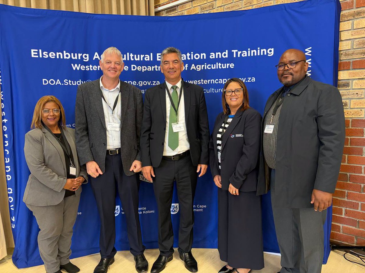 FalsebayCollege's tweet photo. False Bay TVET College's Acting Principal, Ms Charlene Matthews, represented the College at the Premier's Council on Skills alongside TVET college principals from across the Western Cape.
#FalseBayTVETCollege #PremiersCouncilOnSkills #SkillsDevelopment #TVETMonth #DHET https://t.co/NNXnaH6OS8