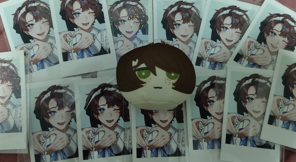 ccandyyzz028's tweet photo. Robin's everywhere 
#dol #dolrobin #robintheorphanage https://t.co/FlYbzd0Yql