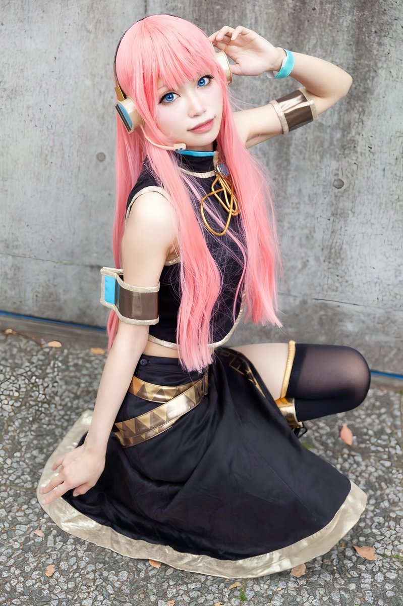 plum_red7's tweet photo. cosplay
VOCALOID  巡音ルカ

p.@ishirin816 様

#ボーカロイドコスプレ
#cosplay https://t.co/qItoASgm3s