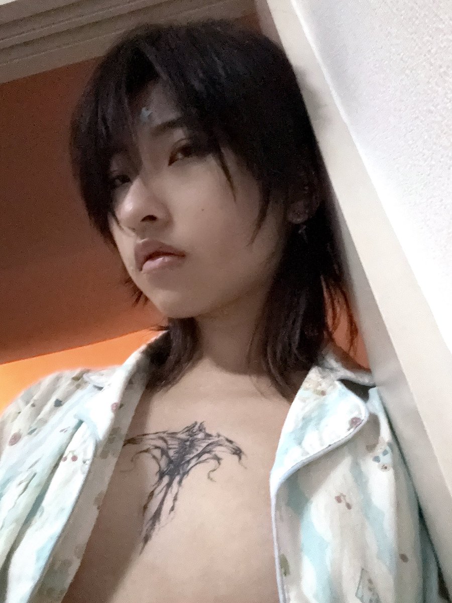 mufusheng's tweet photo. 咪的脸为什么肉肉的ㅍㅊㅍ

#wlw #le #t1 https://t.co/NQMFVteZ9L