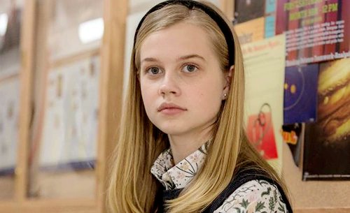 cinedoug's tweet photo. @Spideremilio Eu achei que era a Betty Brant. https://t.co/4j9fScKUZp