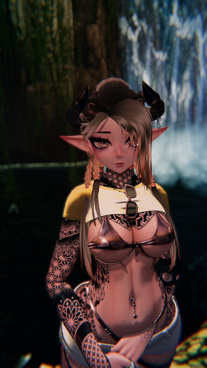 Tengoto2's tweet photo. Beach Version inspired by @NeetVR's avatar
#VRChat #VRChatPhotography https://t.co/lrhDw2XWWH
