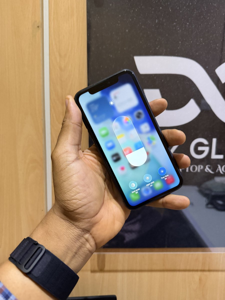 dabz_global's tweet photo. Deal‼️iPhone 11 128gb with 90% battery capacity! Screen and all parts are original! Face ID works great! 

Price: N190,000

Account: 8232100166 Dabz Global Biz Ven  Moniepoint 

Payment on deals are binding! We will not refund or repost, if you have “changed your mind”. We will refund/ come to an agreement according to your wish, if the description of what we posted is different from what you received.  Please be sure you want this before payment. RESPECT THE PROCESS‼️    

Nationwide Delivery 🚚📦