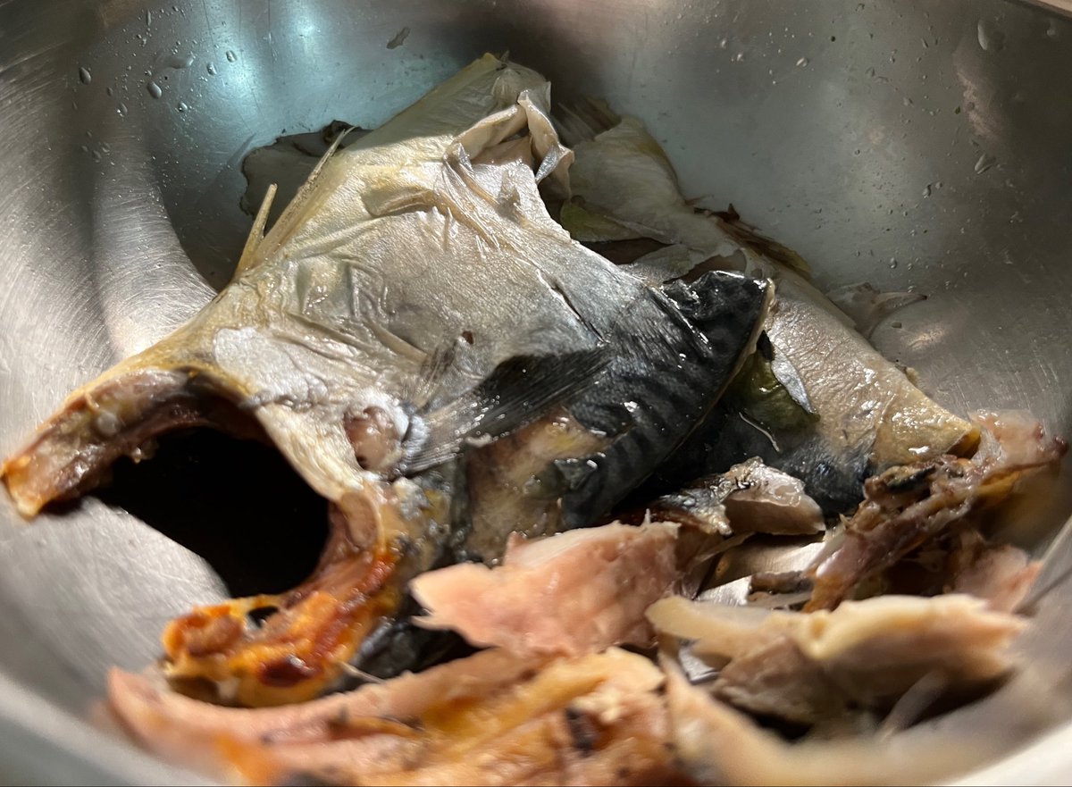 NekosimaYatai's tweet photo. 一起吃無調味無鹽台灣鯖魚 https://t.co/uqUVccVAQ0