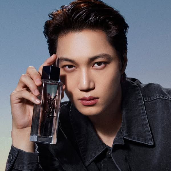 kai__press's tweet photo. [FB &amp; IG] 260804 YSL Beauty ad

"Chosen by KAI, YSL Beauty new men's fragrance, MYSLF Eau de Toilette Intense. Experience a captivating moment of embracing your true self with this bold and refreshing woody musk fragrance."

#KAI #카이 #KAIxYSLBeauty https://t.co/c1SBhgrn6T