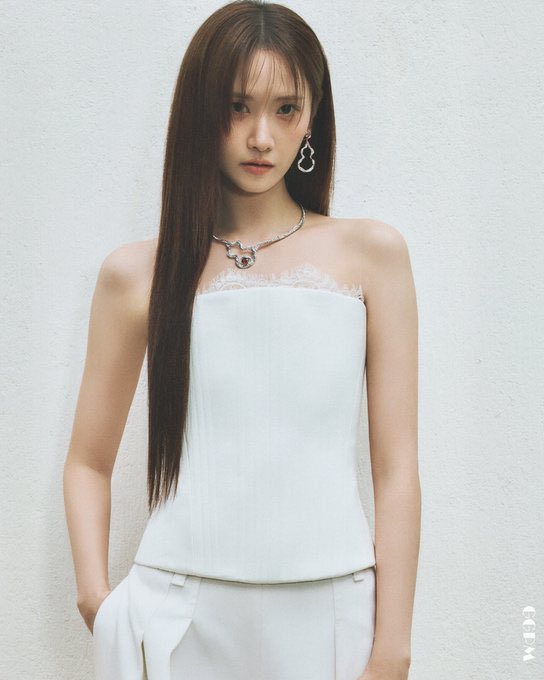 heni__lim95's tweet photo. 260730 YoonA x Qeelin - Dazed Korea August 2026 cr ggpm2012

#임윤아 #LimYoonA #윤아 #YoonA https://t.co/wXsmGiz1p2