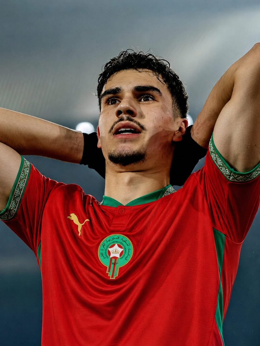 MFN_TW's tweet photo. BREAKING: FRMF have held talks with Shaqueel van Persie over a potential international future with the Atlas Lions, reports @11LionsNL 🇲🇦⭐️

The federation outlined their long-term sporting project and vision as they continue efforts to convince the Moroccan-eligible forward to commit to the Atlas Lions 🦁

Van Persie is understood to be weighing up his options carefully, with no final decision on his international future having been made at this stage