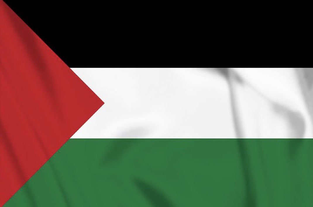 ImpactMediaFR's tweet photo. 🚨🇵🇸🇮🇱 ALERTE INFO ! 

112 corps ont été retrouvés sous les décombres de maisons détruites par les BOMBARDEMENTS ISRAÉLIENS dans le quartier de Sabra à Gaza, dont 40 ENFANTS, 38 FEMMES et 7 personnes en situation de HANDICAP.

👉 157 autres personnes sont également portées disparues sous les décombres.

Jusqu’à quand, @EmmanuelMacron ?

(Le Monde / Le Figaro)
