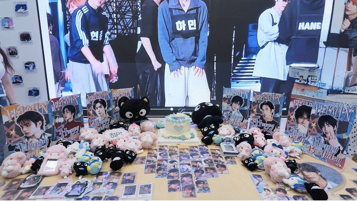 shizhimian007's tweet photo. 오백이십칠 일의 사랑 담아 스무 살 하민 두 번째 생일 축하해

HAPPY 20TH HAMIN DAY
#해피하민데이_나의자전거소년
#20DreamsWithHamin https://t.co/G6UIpNX5Rv