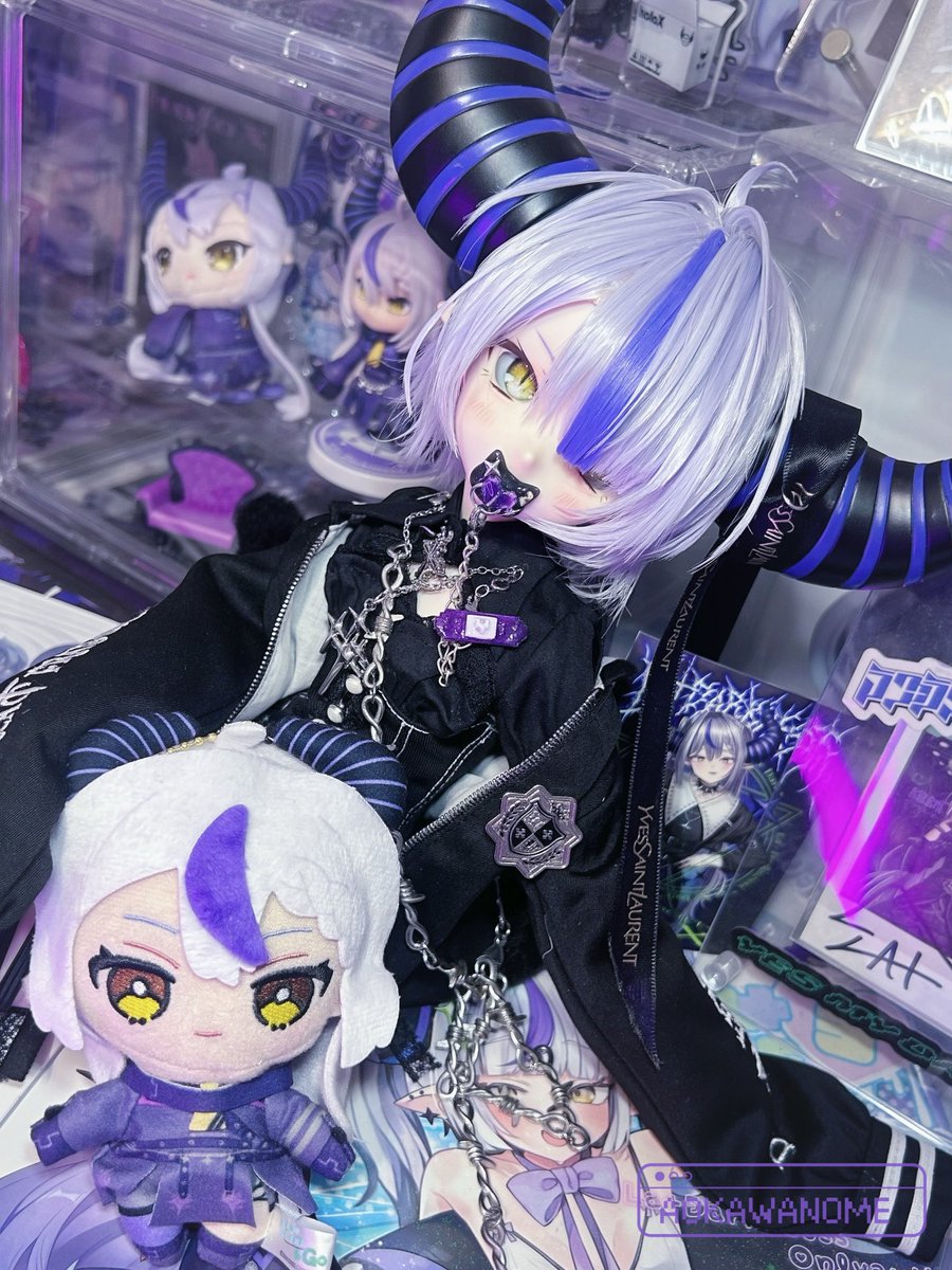 Shizukoyokai's tweet photo. ラプ様新衣装の髪と概念コーデ
あとおしゃぶりです

髪、カスタムヘッド、レジンアイ、おしゃぶり全部僕が作りました૮₍  *͈ᴗ͈ˬᴗ͈₎ა ෆ   
#laplus_great 
#laplus_artdesu https://t.co/IGGkgPwN2h