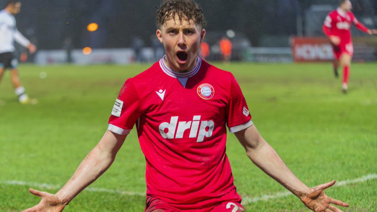 nltransferhub87's tweet photo. Harrogate Town are leading the race to sign Worthing striker Brad Dolaghan Southend United are also interested.   The striker had 30 goal contributions in the National League South last season. #ProudToBeTown #worthingfc https://t.co/mI3xVeXamj