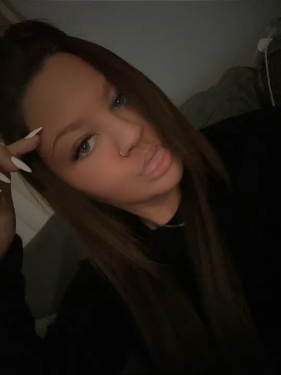 princessmak6's tweet photo. Went back to being a brown haired baddie🤑🤑 let’s do drain gamessss

findom goddess cashcow paypig finsub moneyslave spoiled loser throne drain https://t.co/TRXrQFqZAp