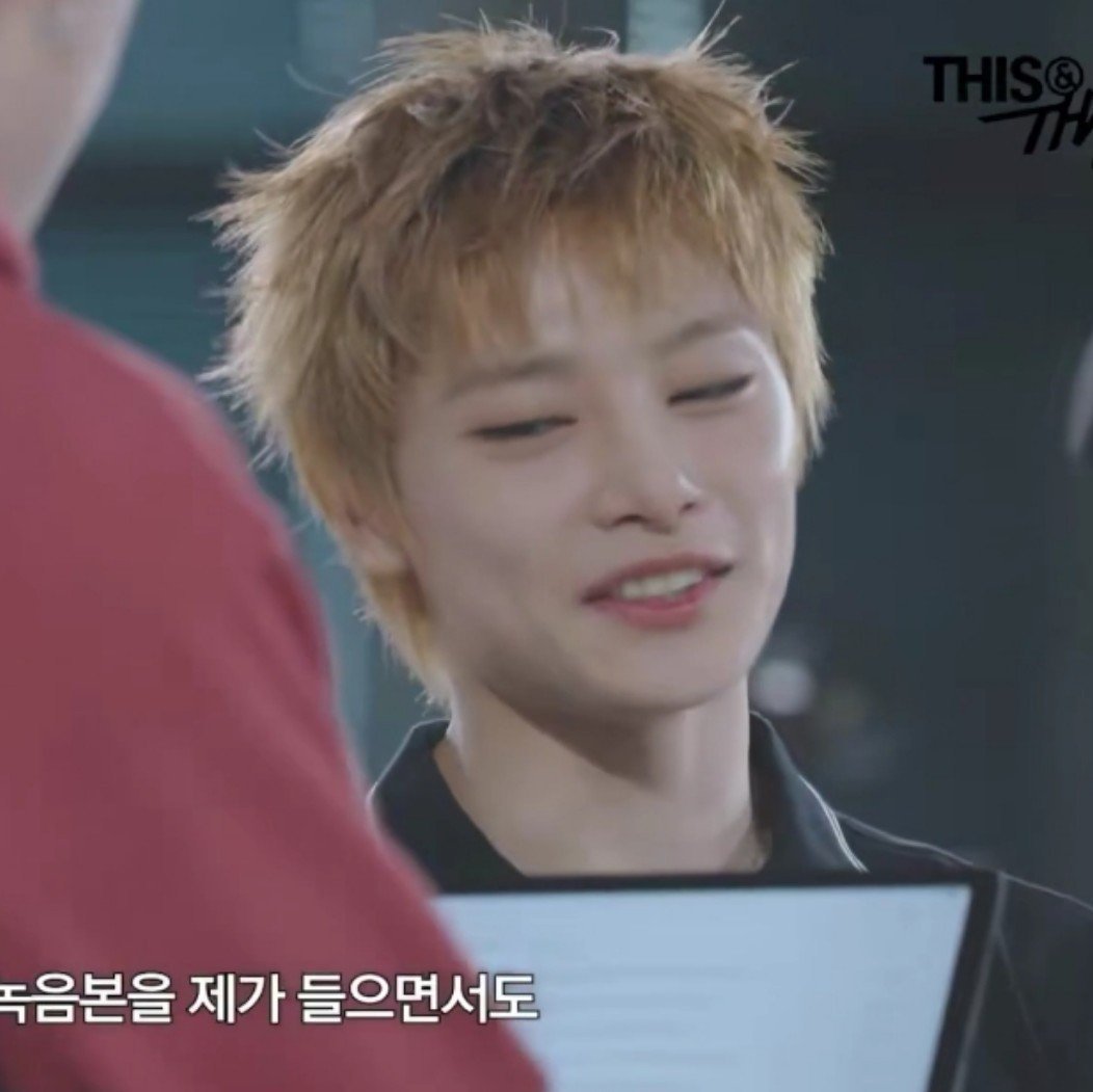 yeniscent's tweet photo. jeongin is so pretty and cute <3 https://t.co/fZeikxjXFr