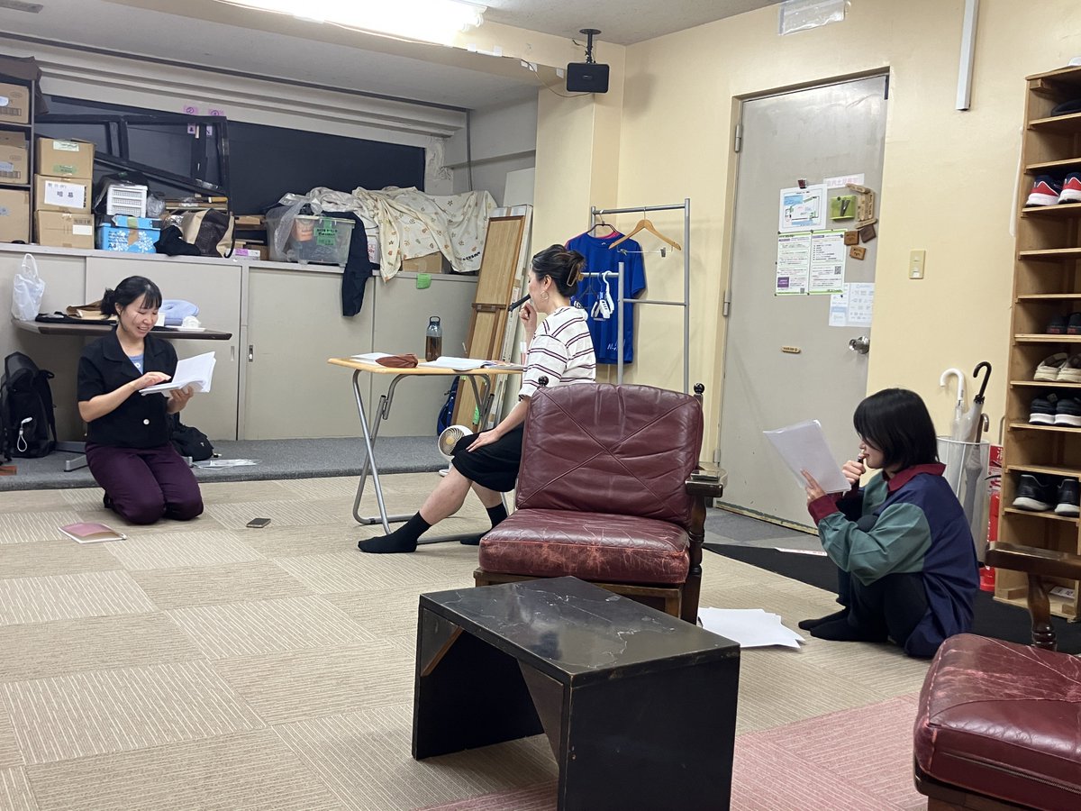 engeki_works's tweet photo. 今日は #革命のレッスン 初稽古でした。あまりにも楽しかった…… https://t.co/hmEHmy0AGp