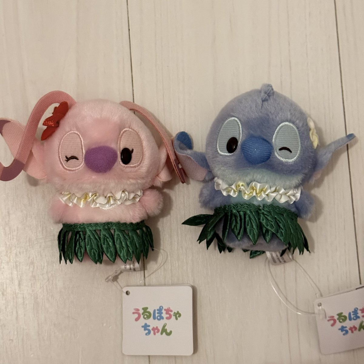 uminootorihiki's tweet photo. 【交換】
ディズニーストア　夏祭りくじ

譲　
ミニーショルダー、三人の騎士ショルダー、シュパット、スティッチ・ズートピア・トイストーリーのスマートボール景品、ズートピアフィギュアなど

求
ハンディファン>ナイトウェア(1:3)、ハンギングポーチ、ポケッタブルバッグ、キャリー(1:10)、その他 https://t.co/FPiYjMehOZ