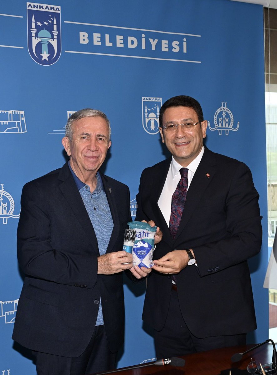 avidrissahin's tweet photo. DEVA Partisi Ankara teşkilatımızla birlikte Ankara Büyükşehir Belediye Başkanı Sayın Mansur Yavaş’a nezaket ziyaretinde bulunduk.

Nazik ev sahipliği ve samimi sohbetleri için kendilerine teşekkür ediyor, çalışmalarında başarılar diliyorum.

@mansuryavas06 @ankarabbld https://t.co/CZpqDTOVHo