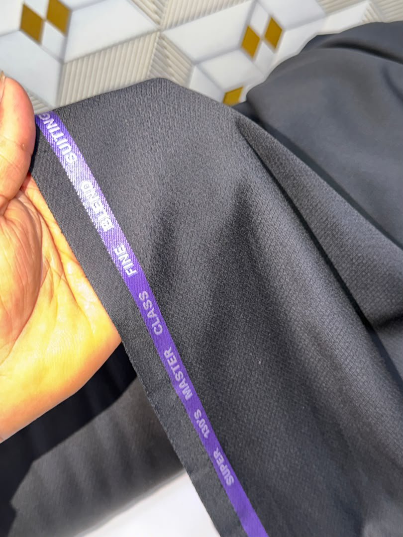 oalabama2015's tweet photo. Super 130's Master Class Fine Blend Suiting Material 💥💯❤️ 
Available in different colors 
Consistent quality and reliable supply ✓
Nationwide delivery 💯🚚 
DM and place your order now!

Whatsapp 08086962870. https://t.co/lj5lS4ACEN