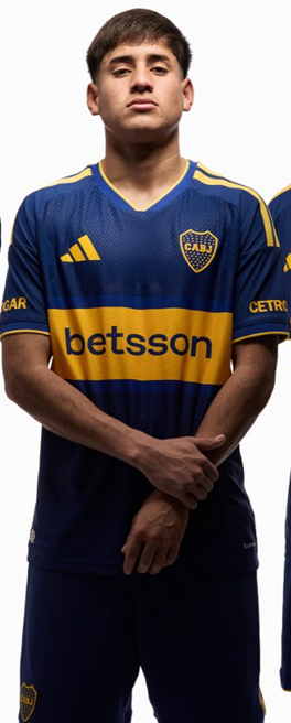 la12tuittera's tweet photo. 🔟Tomás ARANDA con la nueva camiseta de #Boca. 💙💛💙 https://t.co/y5eHDJEPFF
