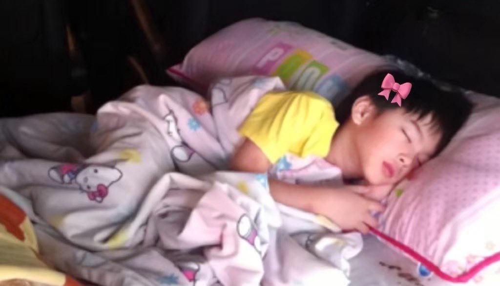 jnpb470's tweet photo. song camp ของหนุปอเป้อต่ะ👶🏻🎀⭐️💤 https://t.co/BBfKn74Ki5