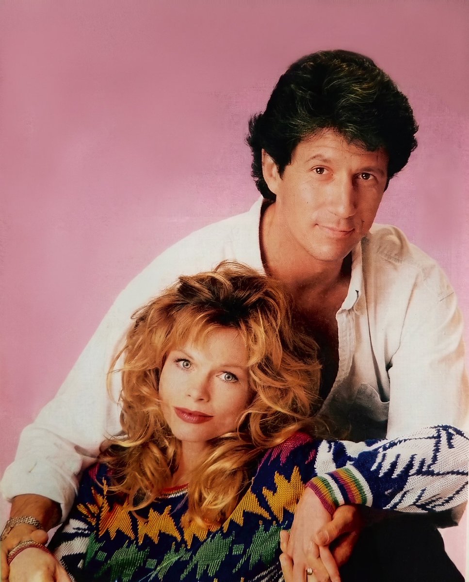 daysclassics's tweet photo. Patsy Pease &amp; Charles Shaughnessy. 

(Soap Opera Magazine/August 4, 1992)

#DAYS #DaysOfOurLives #DOOL #charlesshaughnessy #patsypease https://t.co/H4W12HTLlG