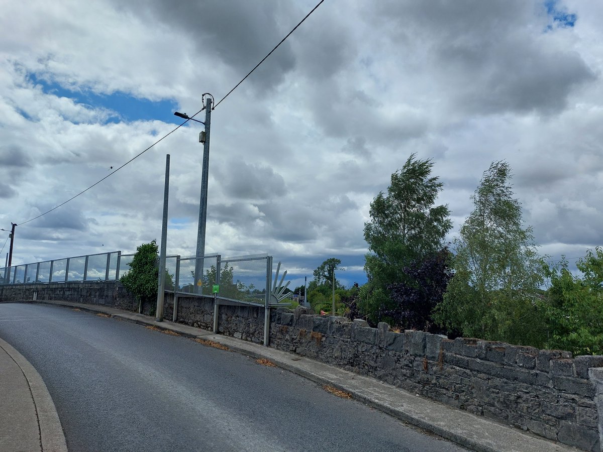 WildersLiz's tweet photo. #Day216 of #300daysofwalking #Day2036
#round6crew #MentalHealthAwareness #100daysofwalking
#200daysofwalking
Another very warm and humid day, afternoon walk was sticky https://t.co/NZu44g8wXc